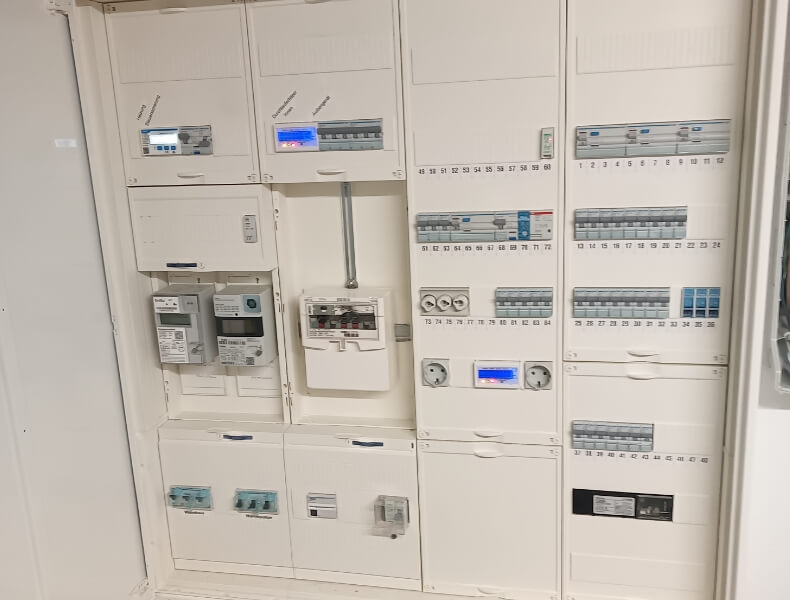 modernisierter Zählerschrank / Schaltschrank